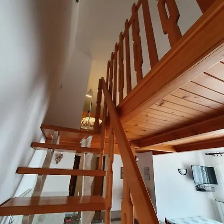 Appartement With Terace And Sea View Marica
