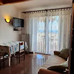 Appartement With Terace And Sea View Marica *